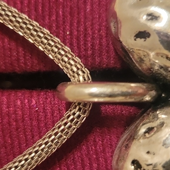 Silver Colored Heart Pendant Necklace - Picture 3 of 4